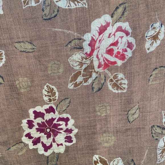 Wool brown & Burgundy floral Scarf - Picture 5 of 8